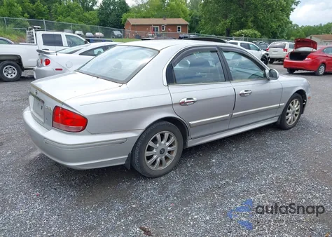 2004 Hyundai Sonata Gls/Lx from USA, damaged, VIN KMHWF35HX4A960494
